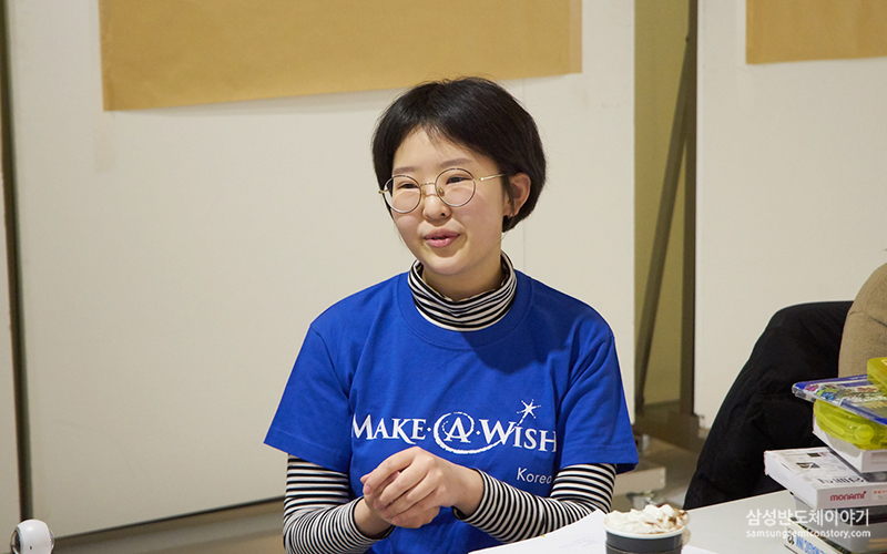 ▲ 광고 제작 미팅에서 자신의 생각과 경험을 나누는 정현 양
