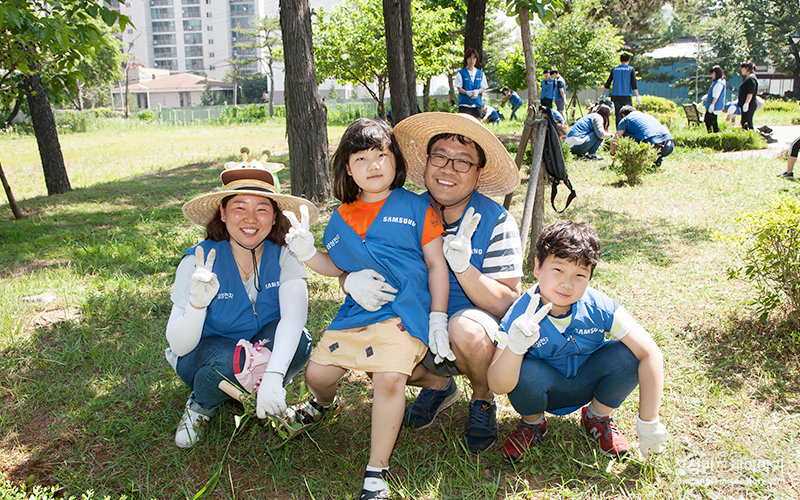 미스터리한 봉사활동14