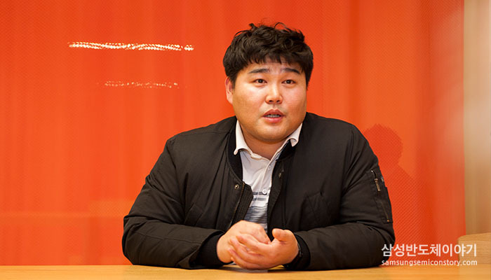 10년간 봉사에 참여한 김현철 과장