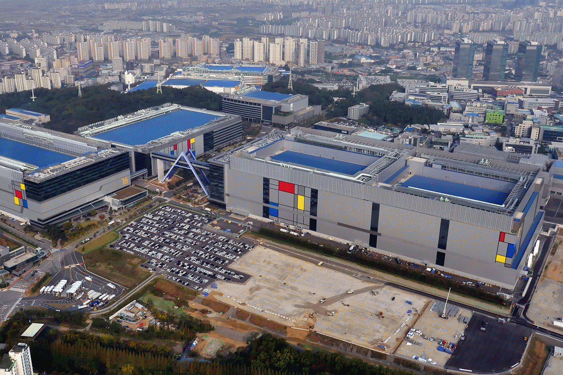 ▲ 삼성전자 EUV 전용 ‘V1라인’ 시공 과정