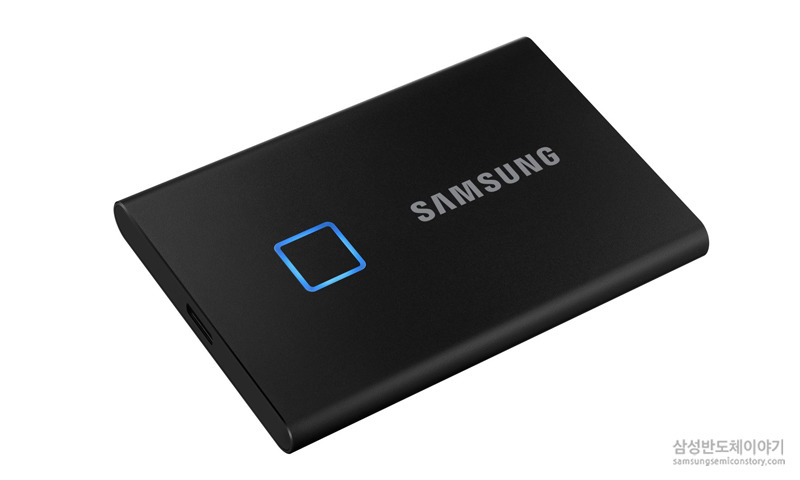 ▲삼성전자 포터블 SSD 'T7 Touch'