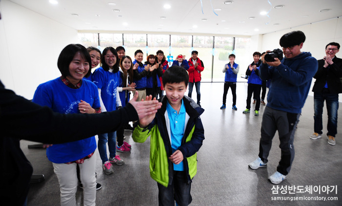 행사의 주인공 이현진군