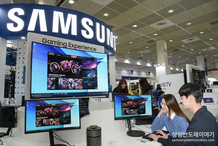 독일 베를린에서 열린 ‘IFA 2016’에 설치된 가상현실 코너