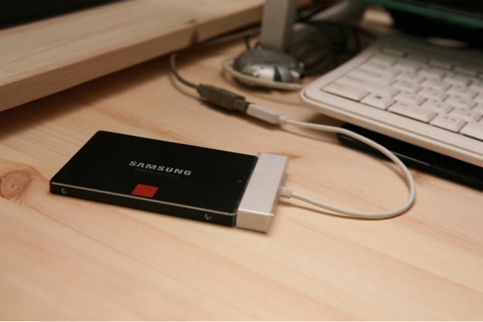 SATA to USB 변환케이블