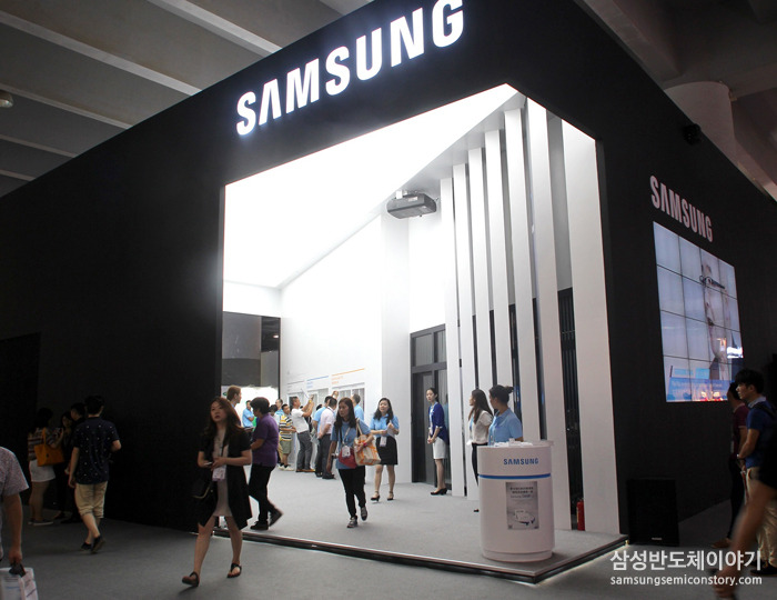 광저우 국제 조명 박람회(Guangzhou International Lighting Exhibition 2015)
