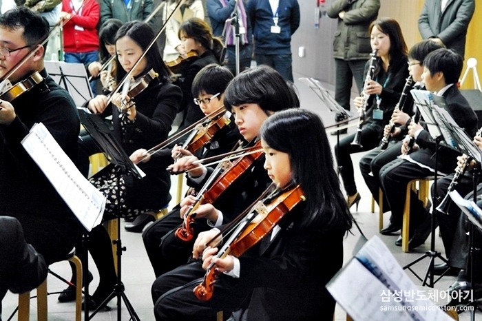 삼성나노필하모닉 오케스트라와 화성 I am a Musician 프로젝트의 교류 연주회, Music & Friend
