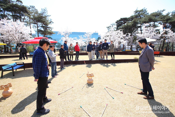 삼성 기흥캠퍼스와 화성캠퍼스 곳곳의 봄철 풍경