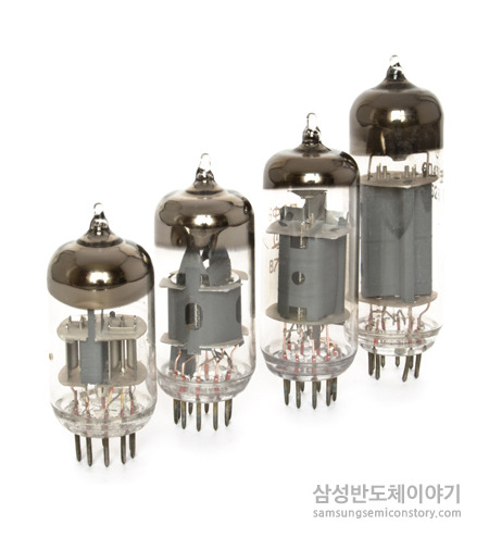 초기의 트랜지스터